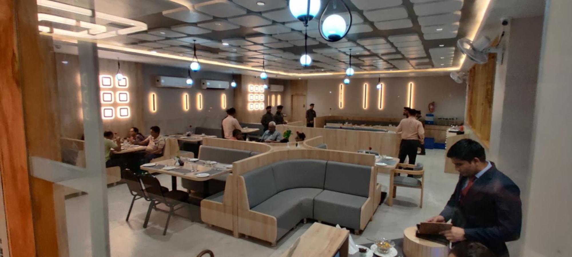 Hotel The Grand Khodiyar Visnagar Exterior foto